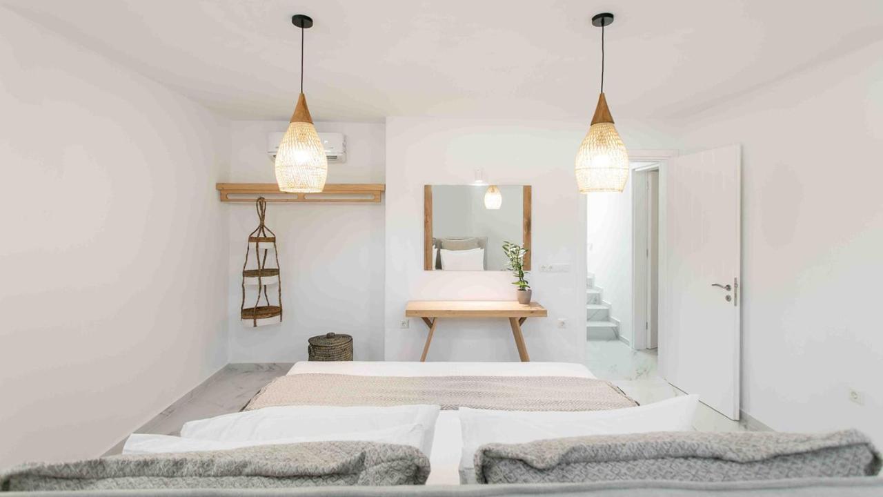 Cosmos Hotel Pláka Eksteriør bilde